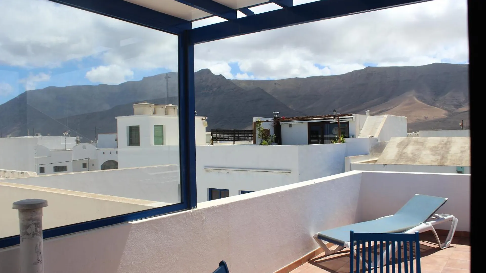 Casa Noah Famara Apartment